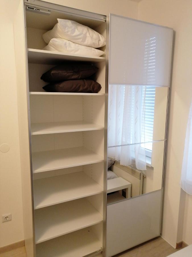 Evita Apartment คาร์โลวัตส์ ภายนอก รูปภาพ
