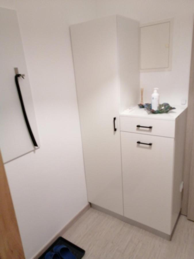 Evita Apartment คาร์โลวัตส์ ภายนอก รูปภาพ