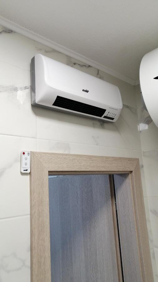Evita Apartment คาร์โลวัตส์ ภายนอก รูปภาพ